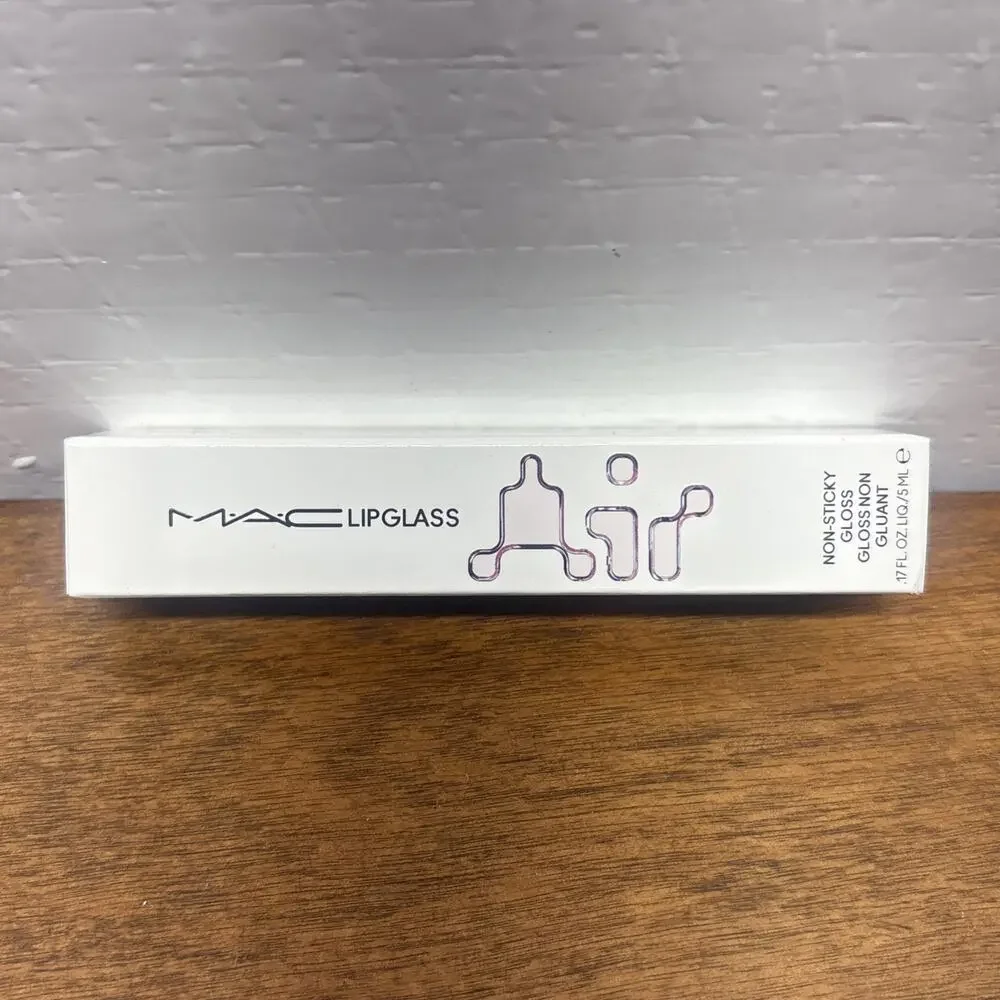 MAC Zephyr Lipglass Air Non-Sticky Gloss New in Box